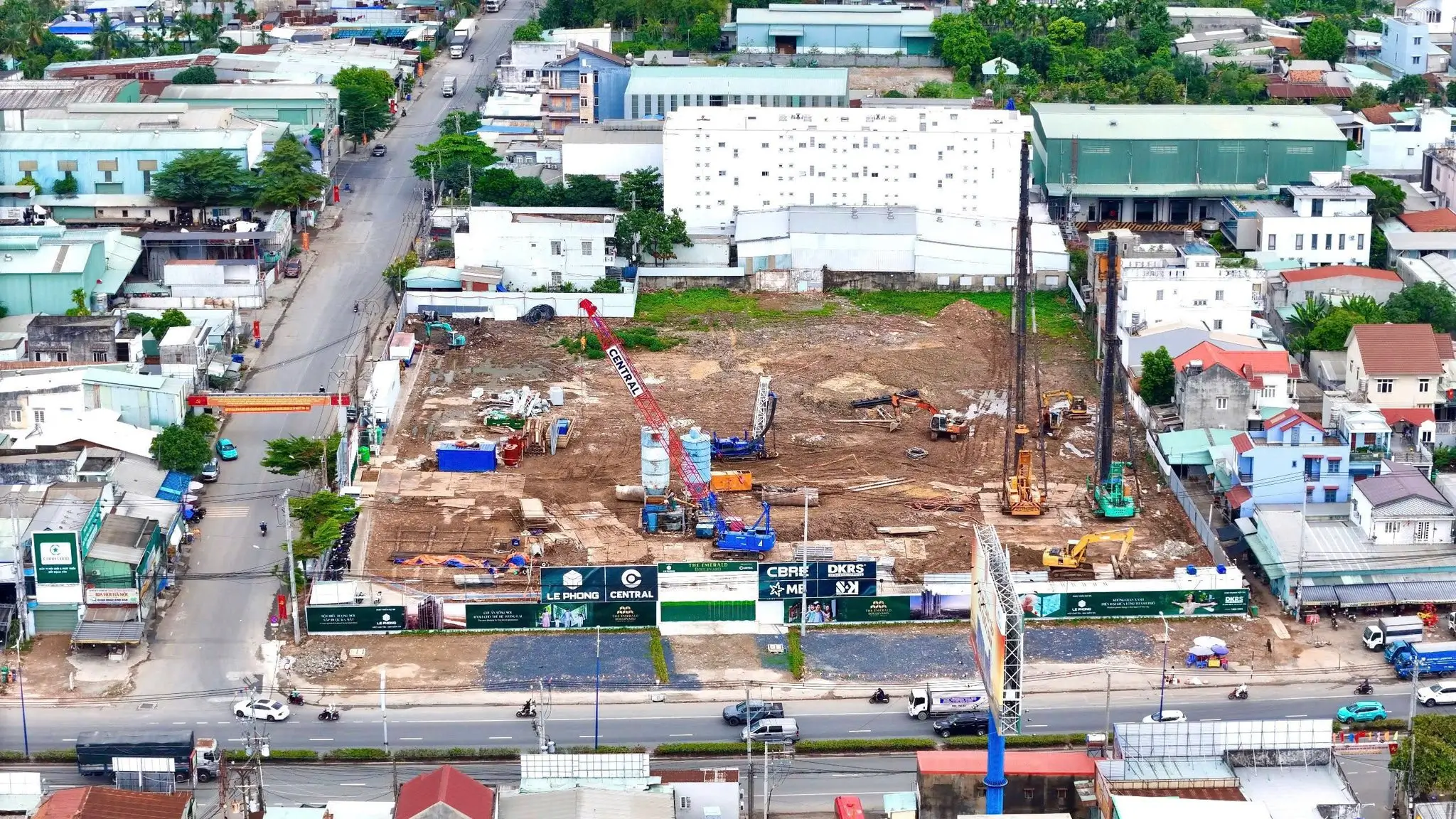 Tiến độ thi công The Emerald Boulevard