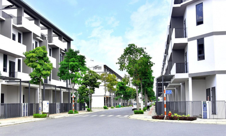 # 1 THE PEARL RIVERSIDE 53 the pearl riverside