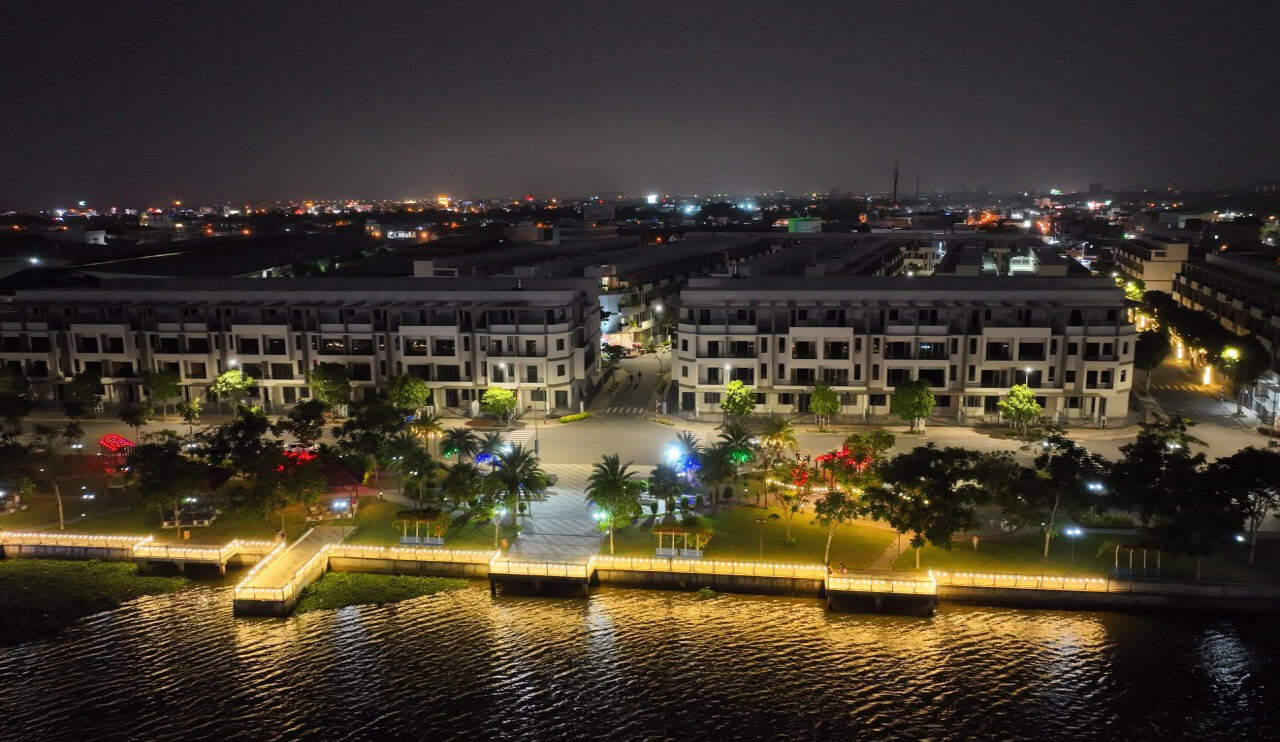 # 1 THE PEARL RIVERSIDE 52 the pearl riverside