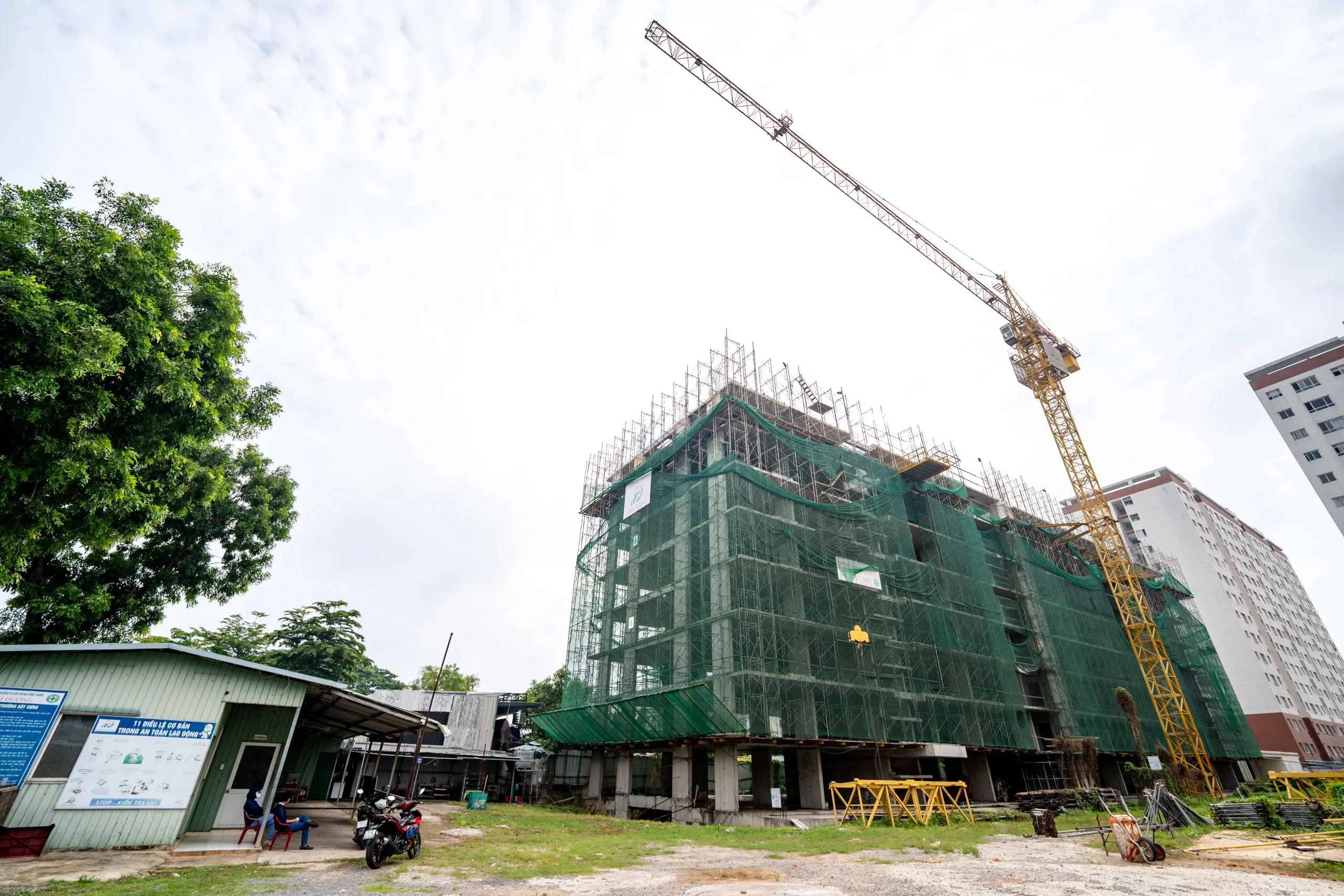 Tiến độ thi công tháp solena dự án Green Town Bình Tân