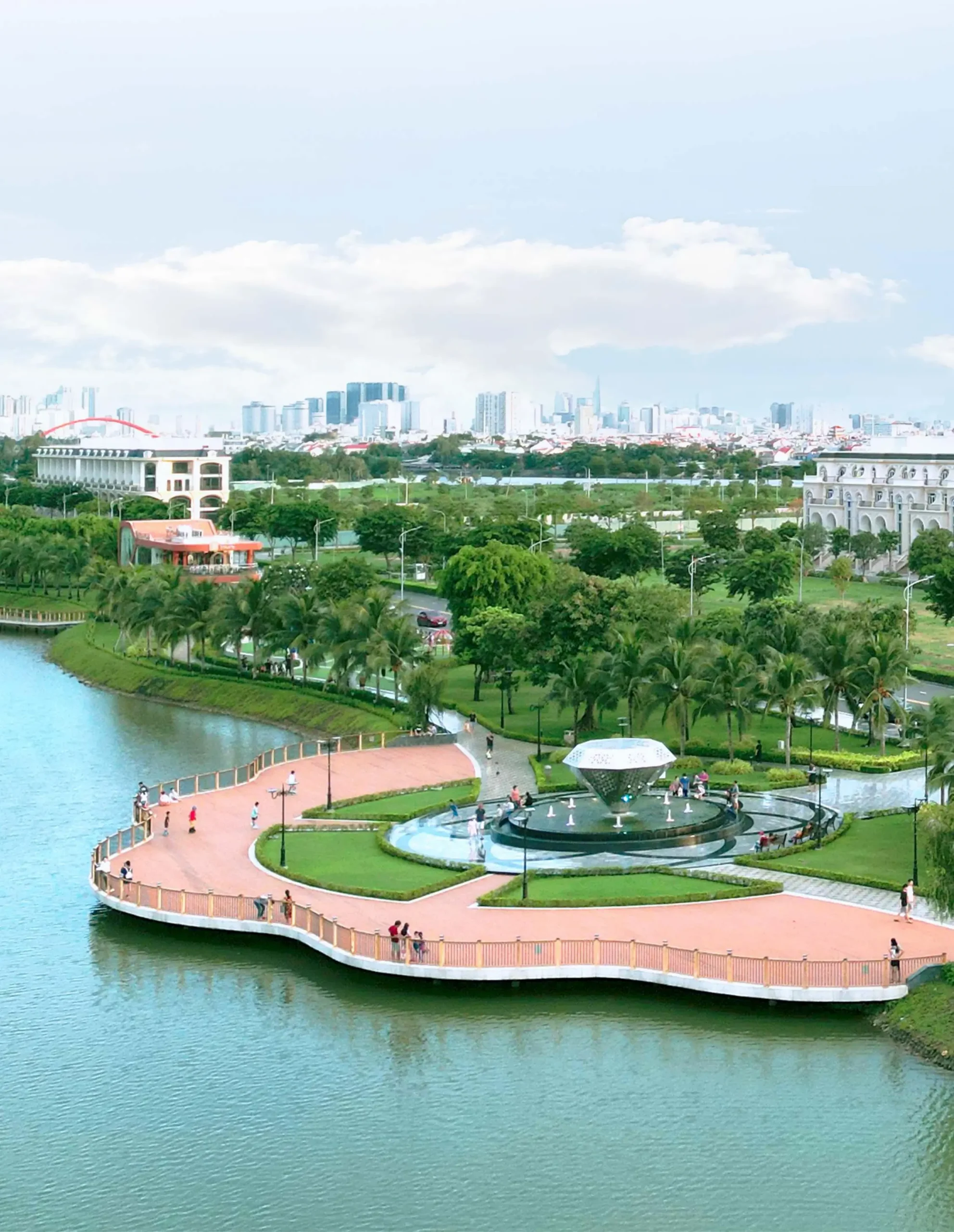 quang truong diamond tien ich van phuc city scaled